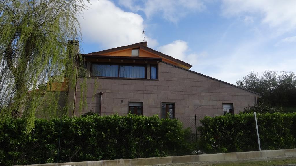 Sa Mariposa Bed and Breakfast Ittiri Εξωτερικό φωτογραφία