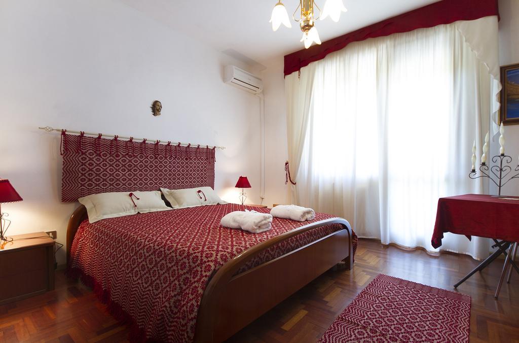 Sa Mariposa Bed and Breakfast Ittiri Εξωτερικό φωτογραφία