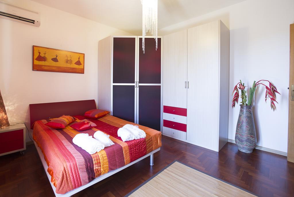 Sa Mariposa Bed and Breakfast Ittiri Εξωτερικό φωτογραφία