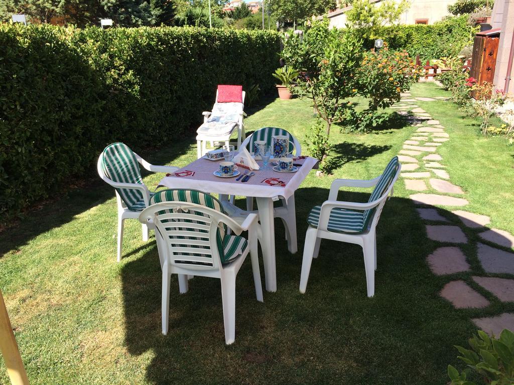 Sa Mariposa Bed and Breakfast Ittiri Εξωτερικό φωτογραφία
